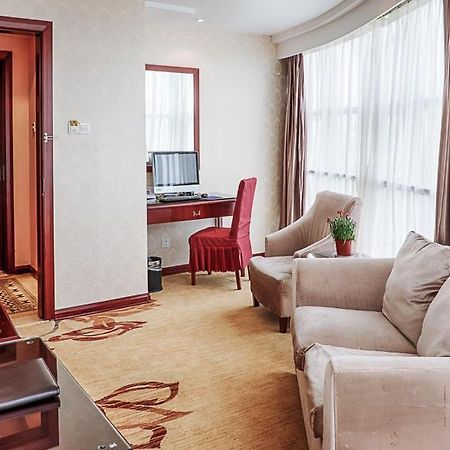 Vienna Hotel Wuxi Wangzhuang Road מראה חיצוני תמונה